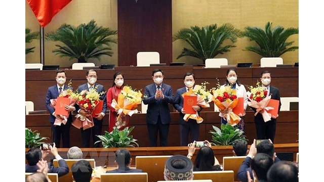 Lors de la cérémonie de création des groupes parlementaires d'amitié. Photo : VNA.