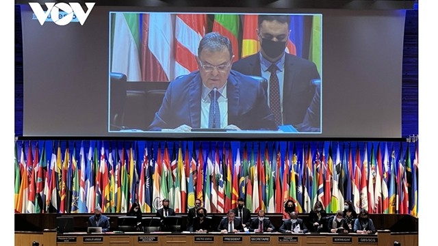 Session plénière de l’Assemblée générale de l’UNESCO qui s’est tenue le 17 novembre à Paris. Photo : VOV. 