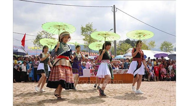 La représentation des spectacles dans l'espace culturel de l'ethnie H'Mông. Photo d'illustration : VNA.