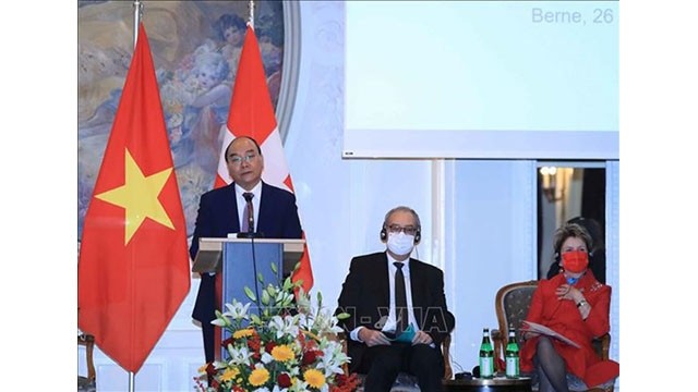 Le Président Nguyên Xuân Phuc s'exprime lors du Sommet. Photo : VNA.