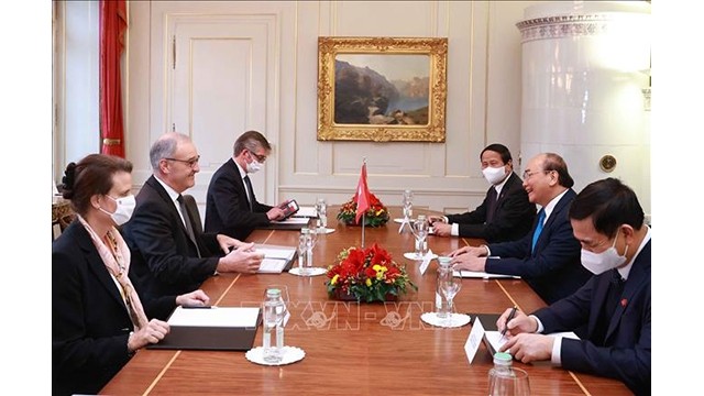 Entretien entre le Président dy Vietnam, Nguyên Xuân Phuc, et le Président de la Confédération suisse Guy Parmelin. Photo : VNA.