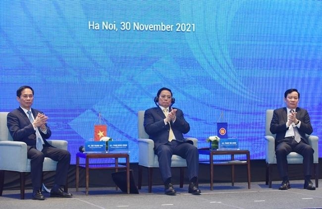 Le Premier ministre vietnamien, Pham Minh Chinh, assiste au Forum de haut niveau de l'ASEAN sur la coopération sous-régionale pour une croissance durable et inclusive. Photo : Trân Hai/NDEL.