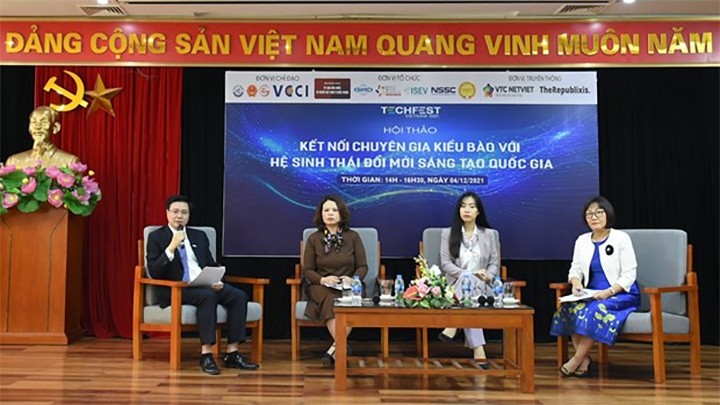 Le séminaire sur la connexion des Vietnamiens à l'étranger à l'écosystème national de l'innovation. Photo : VNA.