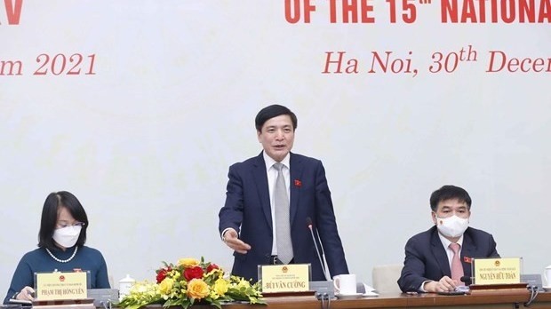 Le secrétaire général de l'Assemblée nationale, président du Bureau de l'Assemblée nationale, Bùi Van Cuong, lors de la conférence de presse. Photo : VNA