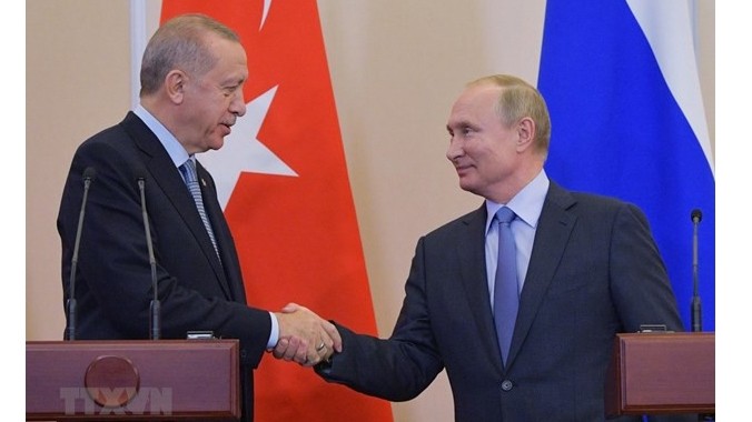 Le Président russe, Vladimir Poutine (à droite) et son homologue turc, Recep Tayyip Erdogan. Photo : VNA .