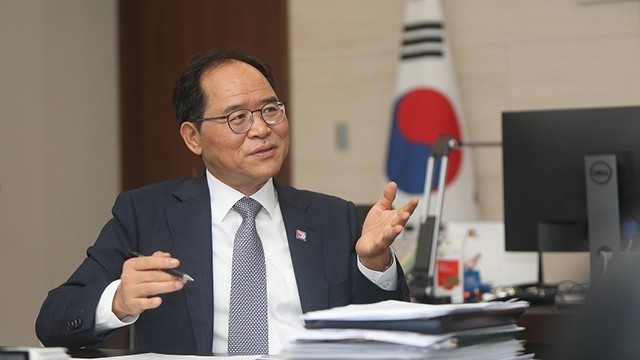 L'ambassadeur de la République de Corée au Vietnam, Park Noh Wan. Photo : baoquocte.vn 
