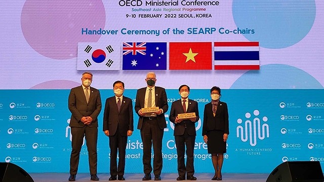 Le Vietnam, avec l'Australie, a officiellement pris en charge la coprésidence du Programme régional pour l'Asie du Sud-Est (SEARP) de l'OCDE. Photo : baoquocte.vn.