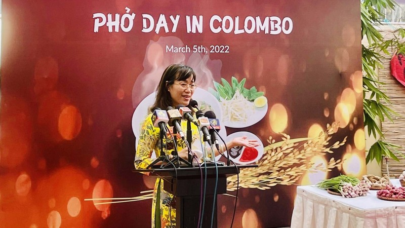 L'ambassadrice vietnamienne au Sri Lanka, Hô Thi Thanh Truc, prend la parole. Photo: baoquocte.vn