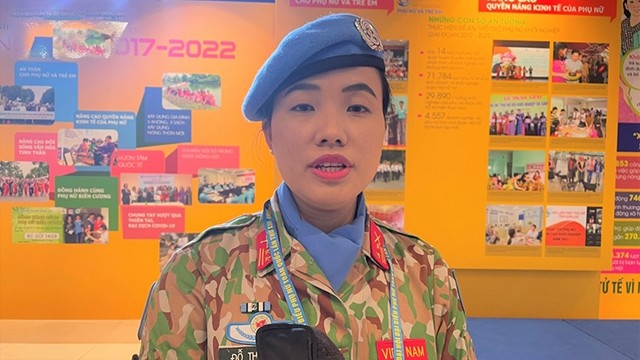 Le lieutenant-colonelle Dô Thi Hang Nga, cheffe adjointe du Service de coopération internationale et directrice adjointe de l'hôpital de niveau II No 4. Photo : VOV.