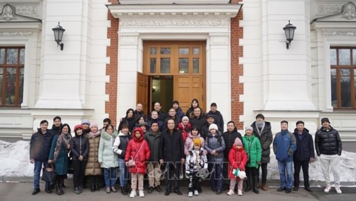 L’Ambassade du Vietnam en Russie s’efforce d'accueillir des ressortissants évacués d'Ukraine. Photo : VNA.