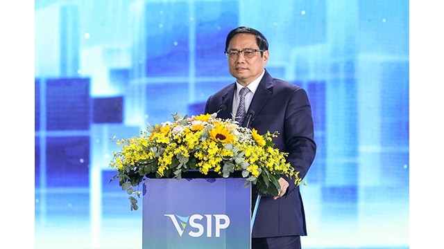 Le Premier ministre Pham Minh Chinh s'exprime lors de la cérémonie de mise en chantier des travaux du VSIP3. Photo : VGP.