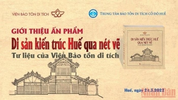 Le livre « Le patrimoine architectural de Huê à travers des croquis ». Photo : NDEL.