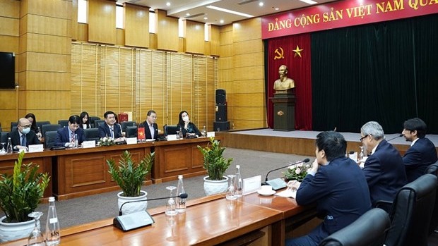 Le ministre de l’Industrie et du Commerce, Nguyên Hông Diên, reçoit le nouvel ambassadeur du Mexique au Vietnam, Alejandro Negrin Muñoz. Photo : congthuong.vn