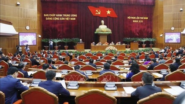 La quatrième journée de travail du 5e Plénum du Comité central du Parti communiste du Vietnam du XIIIe mandat. Photo : VNA.