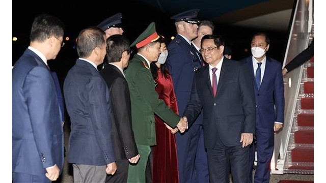 Le Premier ministre vietnamien, Pham Minh Chinh, arrive aux États-Unis. Photo : VNA.