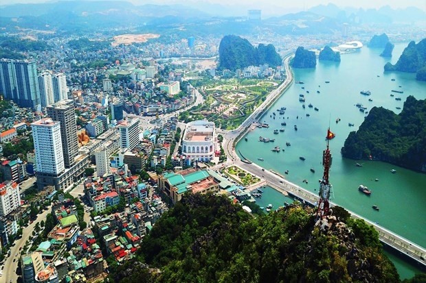Vue aérienne de la ville de Ha Long, province de Quang Ninh. Source : baoquangninh.com.vn