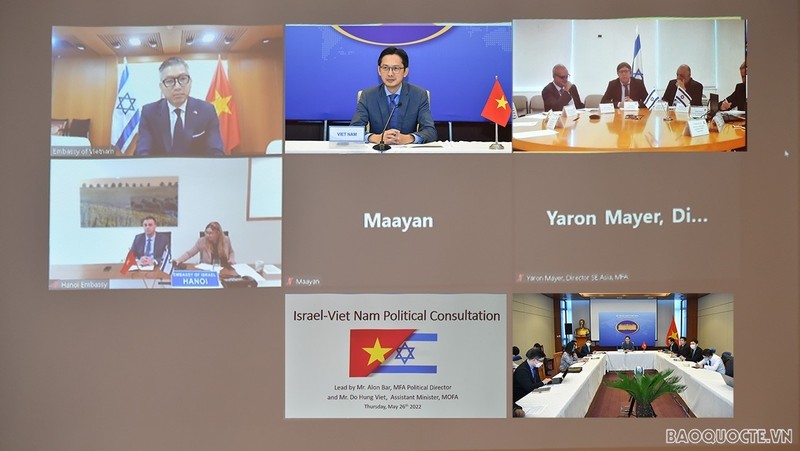 Lors de la quatrième session de la Consultation politique en ligne. Photo: baoquocte.vn