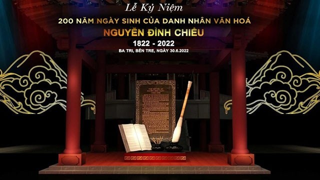 Programme artistique célébrant le 200e anniversaire du grand poète Nguyên Dinh Chiêu. Photo : baophapluat.vn