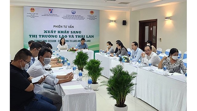 Une session de consultation sur l’exportation vers le Laos et la Thaïlande. Photo : congthuong.com.vn
