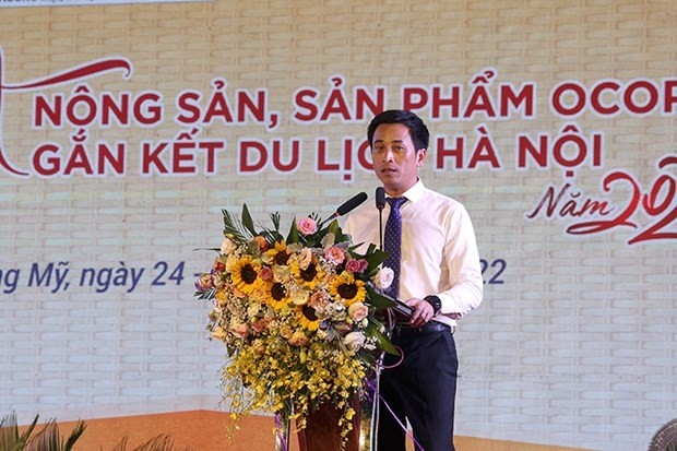 Nguyên Anh Duong, directeur du Centre de promotion de l'investissement, du commerce et du tourisme de Hanoï (HPA), s'exprime lors de la cérémonie d'ouverture du festival. 
