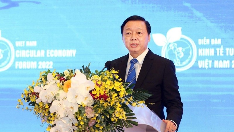Le ministre des Ressources naturelles et de l’Environnement, Trân Hông Hà, prend la parole. Photo : VNA