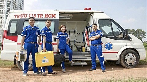 Une équipe du Centre d'urgence 115 de Hô Chi Minh-Ville. Photo : DV/CVN