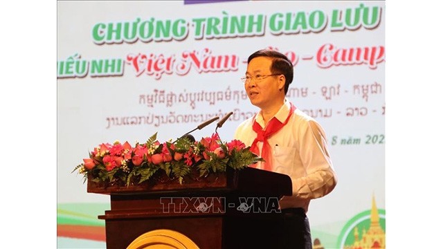 Le membre du Bureau politique et membre permanent du Secrétariat du CC du Parti communiste du Vietnam Vo Van Thuong s'exprime lors de l'événement. Photo: VNA