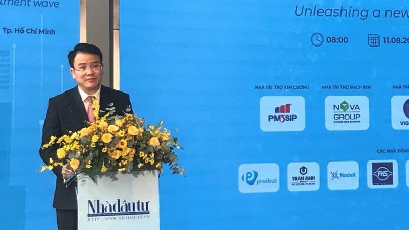 Le vice-ministre du Plan et de l’Investissement, Trân Quôc Phuong, prend la parole lors du forum. Photo : NDEL.