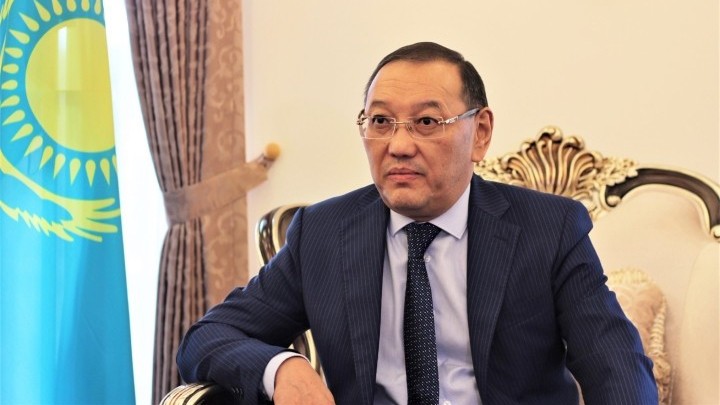 L’ambassadeur du Kazakhstan au Vietnam, Yerlan Baizhanov. Photo : baoquocte.vn.