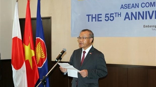 L’ambassadeur du Vietnam au Japon Vu Hông Nam lors de la cérémonie à Tokyo, le 16 août. Photo : VNA