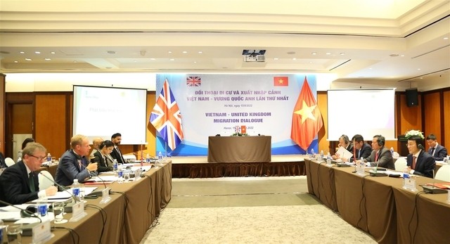 Le 1er Dialogue Vietnam — Royaume-Uni sur l’immigration a eu lieu le 15 août, à Hanoï. Photo : VGP.
