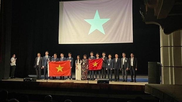 La délégation vietnamienne participant aux 15es Olympiades internationales d'astronomie et d'astrophysique. Photo : hanoimoi.com.vn